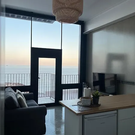 Sunrise Apartment *